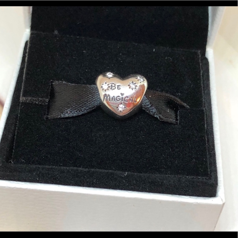 PANDORA CHARM - Picture 5 of 11